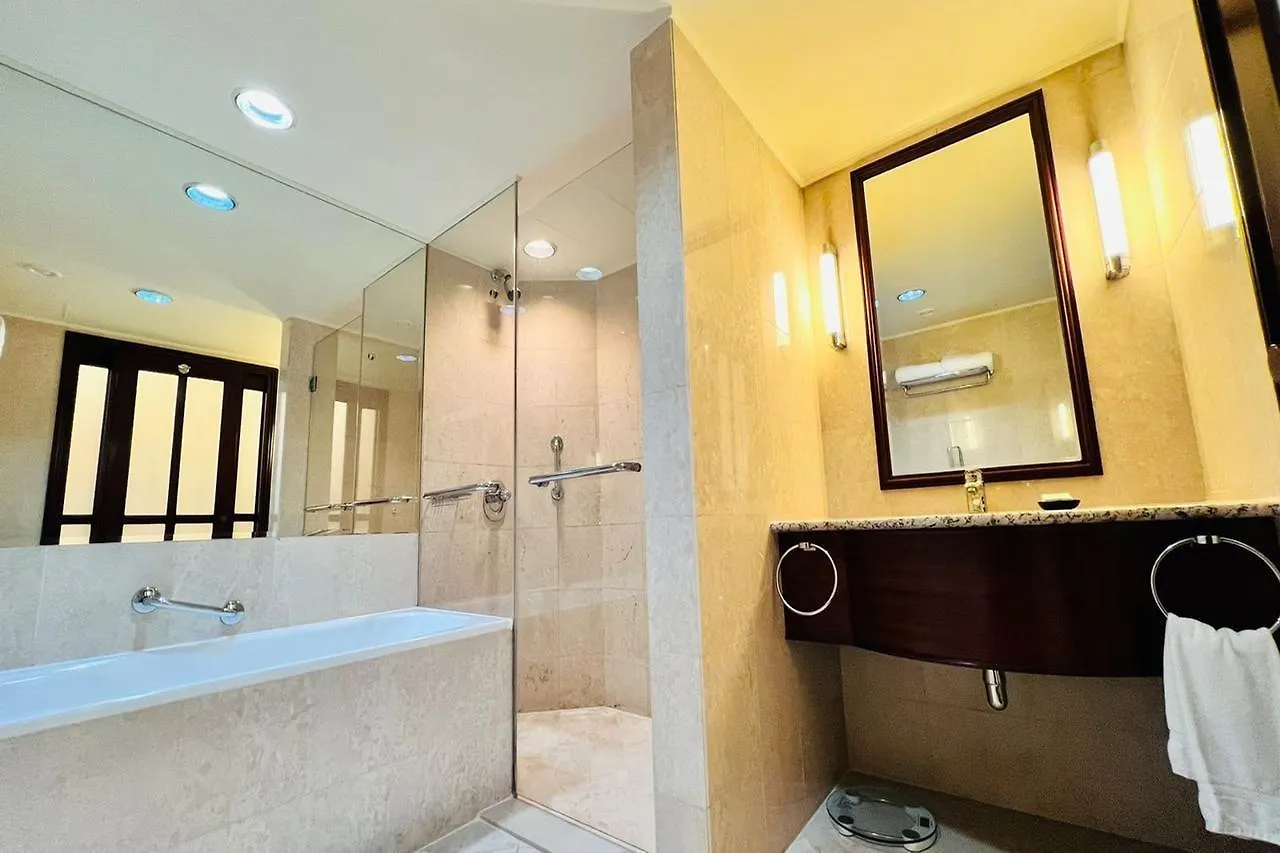 דובאי The Bristol Hotel By Royal Orchid Hotel Management