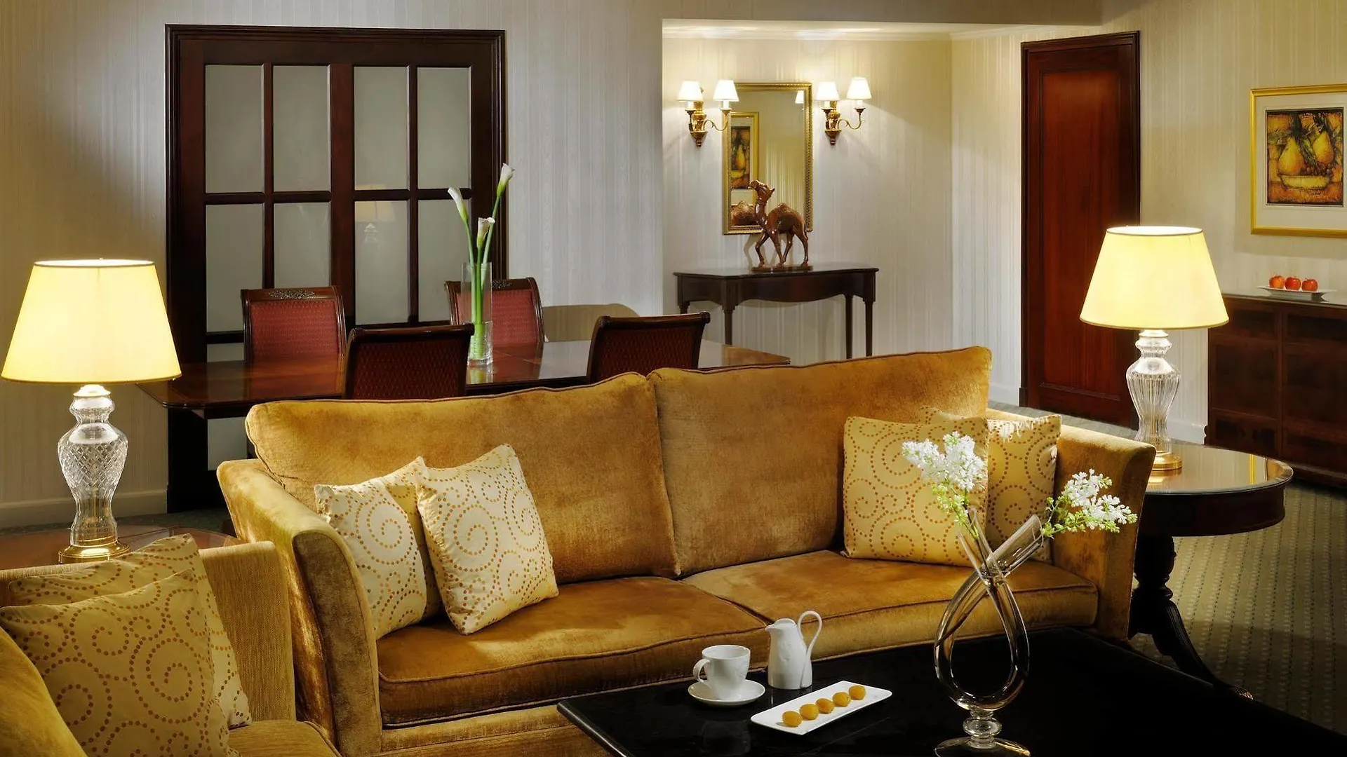 The Bristol Hotel Дубай